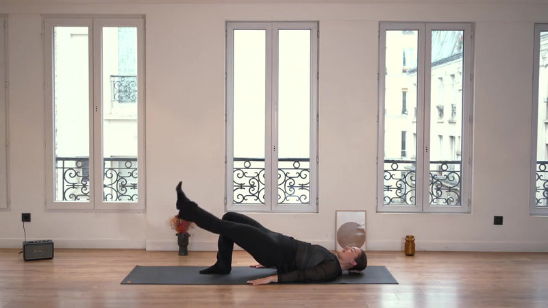 Travaille ta posture et tes alignements avec cette vidéo de pilates