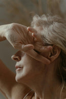 Librededroit-visage-nude